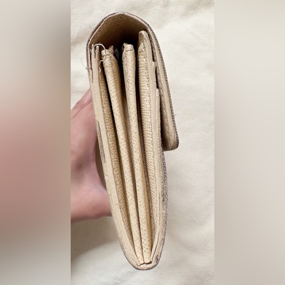 Louis Vuitton Long White Damier Azur Checkered Women's Wallet - Picture 8 of 9